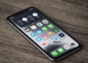 Perbedaan iPhone PS Store dan iBox