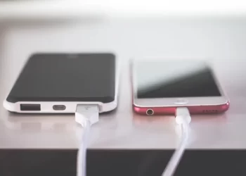 Mengenal Apa Itu Fast Charging pada Smartphone