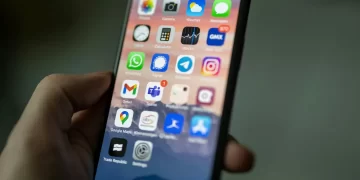 Mengenal Apa itu RSIM iPhone dan Resikonya