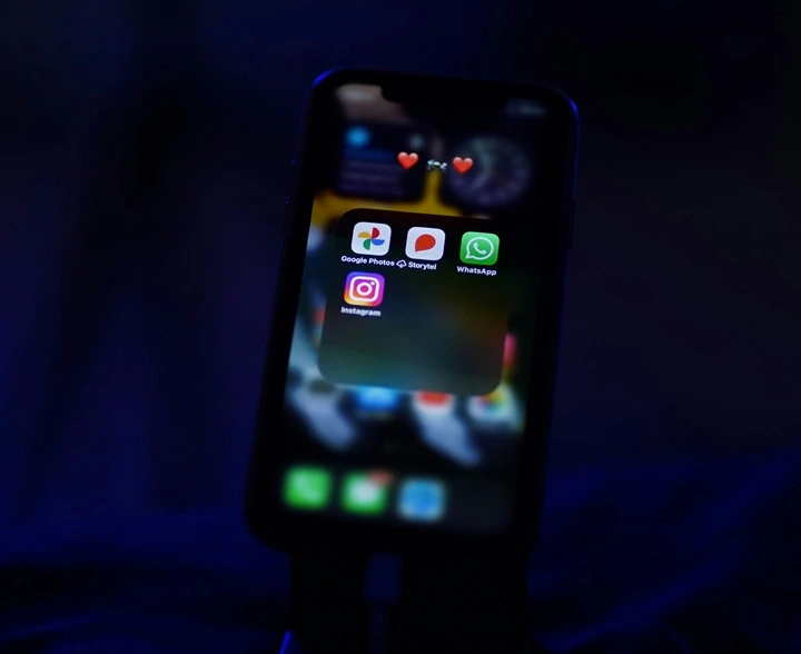 Mengenal Apa Itu Nits Biar Nggak Salah Pilih HP dengan Layar Bagus 2 Jenis Kecerahan Layar